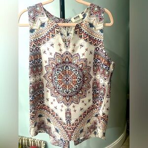Verse Sleeveless printed top Boho size L dressy casual layered